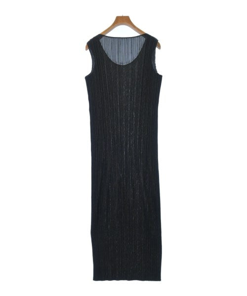 PLEATS PLEASE ชุดเดรส