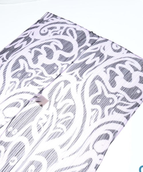 PLEATS PLEASE ผ้าคลุมไหล่