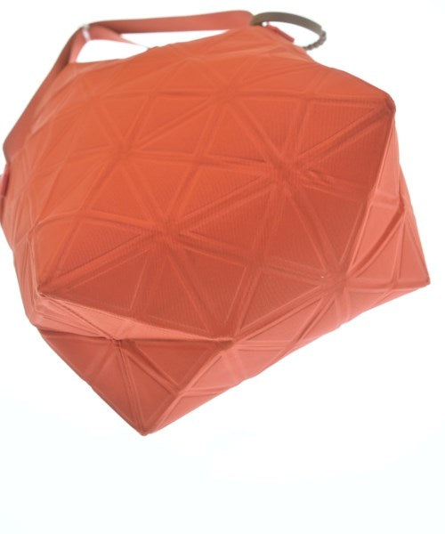 PLEATS PLEASE กระเป๋าถือ