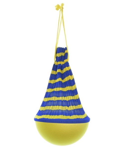 PLEATS PLEASE กระเป๋าถือ