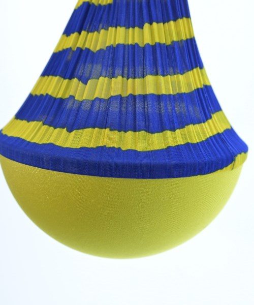 PLEATS PLEASE กระเป๋าถือ