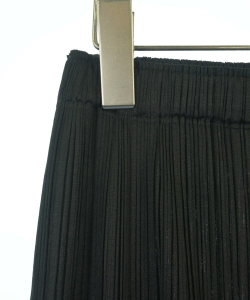 PLEATS PLEASE กระโปรงยาวถึงเข่า