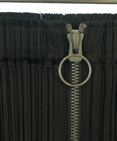 PLEATS PLEASE กระโปรงยาวถึงเข่า