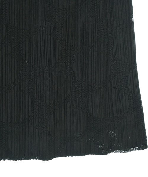 PLEATS PLEASE กระโปรงยาวถึงเข่า