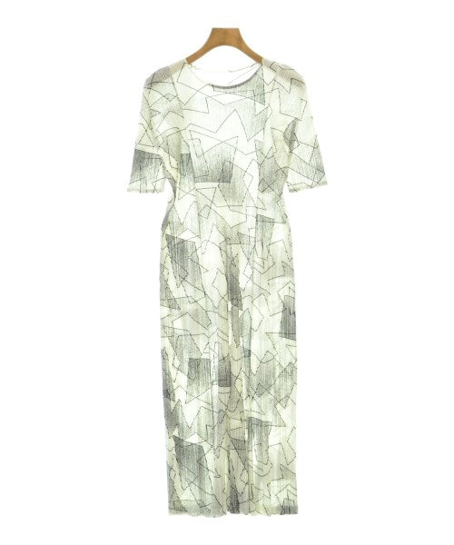 PLEATS PLEASE ชุดเดรส