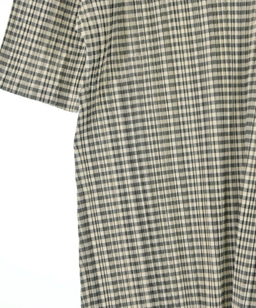 PLEATS PLEASE ชุดเดรส