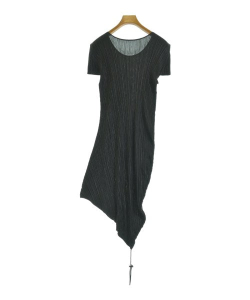 PLEATS PLEASE ชุดเดรส