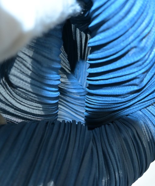 PLEATS PLEASE กระเป๋า อื่น
