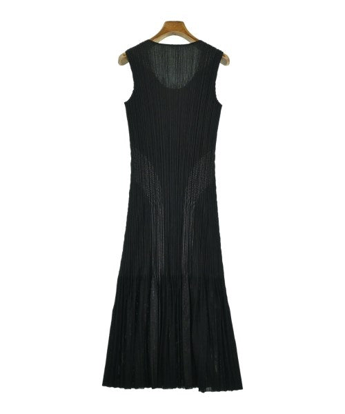 PLEATS PLEASE ชุดเดรส