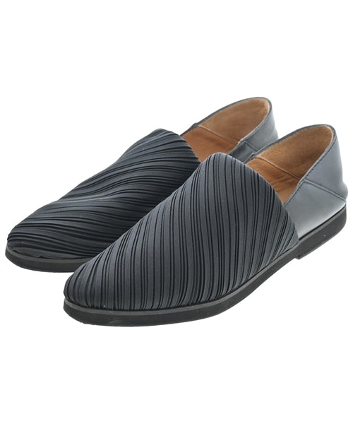 PLEATS PLEASE รองเท้า อื่น