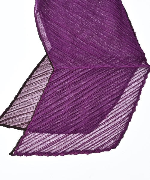 PLEATS PLEASE ผ้าคลุมไหล่