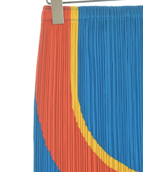 PLEATS PLEASE กระโปรงยาวถึงเข่า