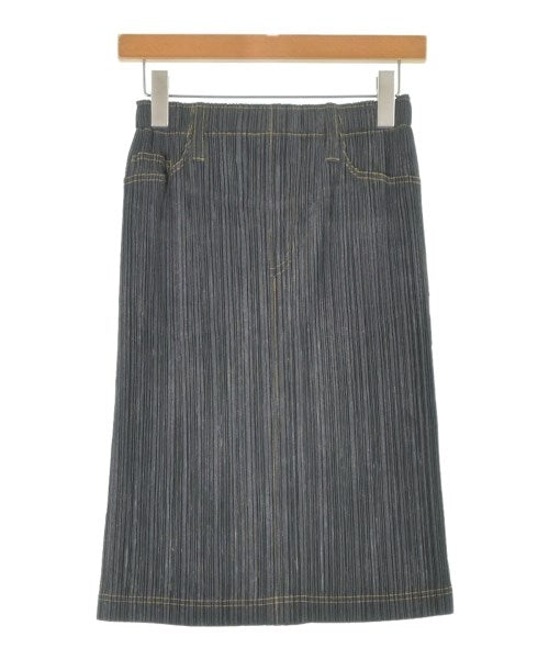 PLEATS PLEASE กระโปรงยาวถึงเข่า