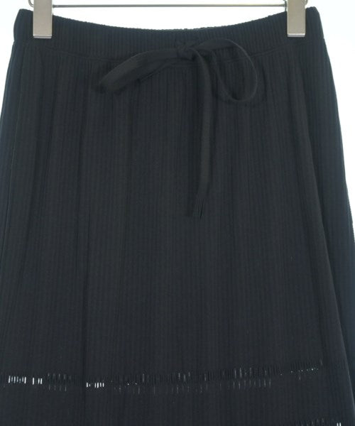 PLEATS PLEASE กระโปรงยาวถึงเข่า