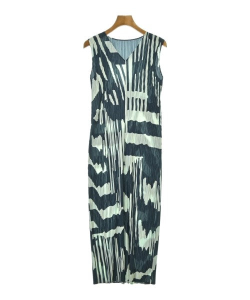 PLEATS PLEASE ชุดเดรส