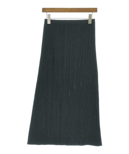 PLEATS PLEASE กระโปรงยาวถึงเข่า
