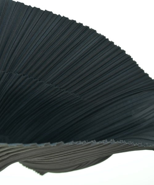 PLEATS PLEASE กระเป๋าถือขนาดใหญ่