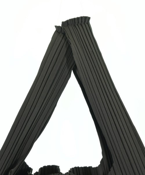 PLEATS PLEASE กระเป๋าถือขนาดใหญ่