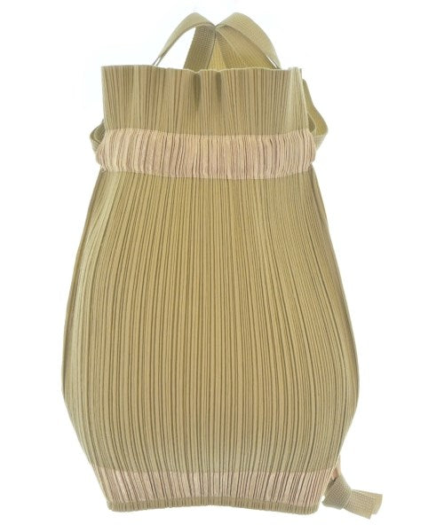 PLEATS PLEASE เป้สะพายหลัง