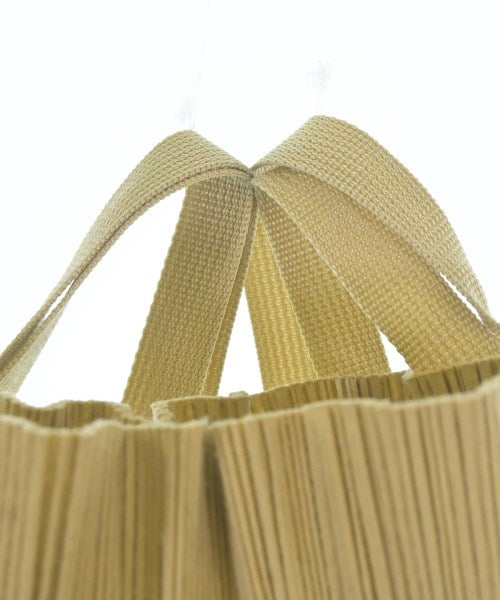 PLEATS PLEASE เป้สะพายหลัง