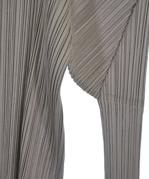 PLEATS PLEASE เสื้อลำลอง