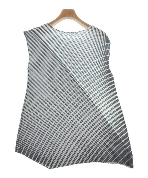 PLEATS PLEASE เสื้อลำลอง
