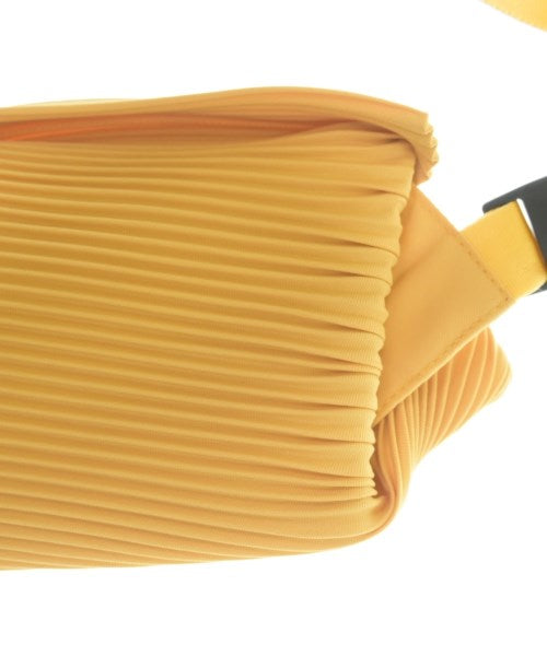 PLEATS PLEASE กระเป๋าสะพาย