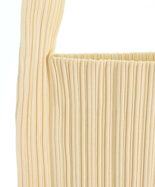 PLEATS PLEASE กระเป๋าถือขนาดใหญ่