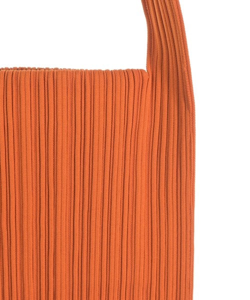 PLEATS PLEASE กระเป๋าถือขนาดใหญ่