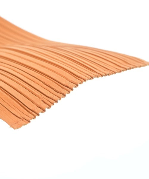 PLEATS PLEASE กระเป๋าถือขนาดใหญ่