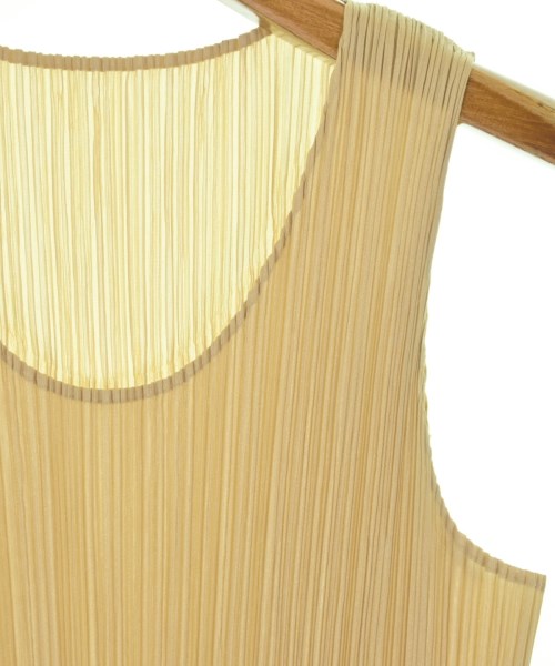 PLEATS PLEASE เสื้อลำลอง
