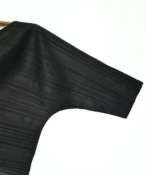 PLEATS PLEASE เสื้อลำลอง
