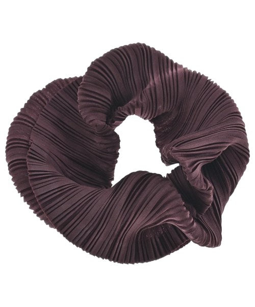 PLEATS PLEASE ผ้าคลุมไหล่