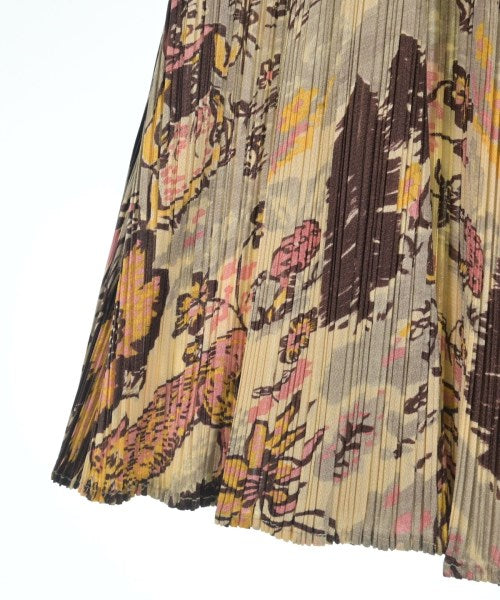 PLEATS PLEASE กระโปรงยาวถึงเข่า