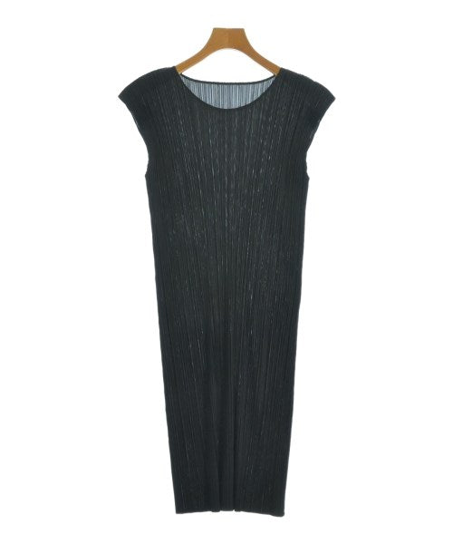 PLEATS PLEASE ชุดเดรส