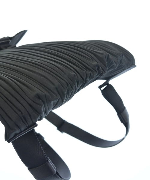 PLEATS PLEASE เป้สะพายหลัง