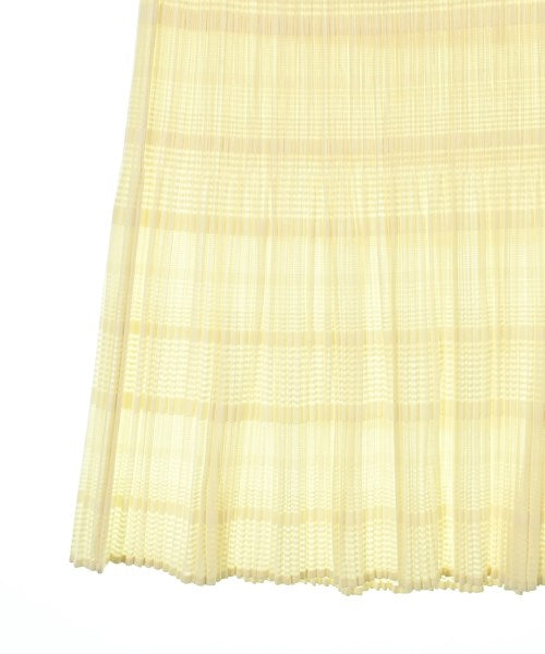 PLEATS PLEASE กระโปรงยาวถึงเข่า