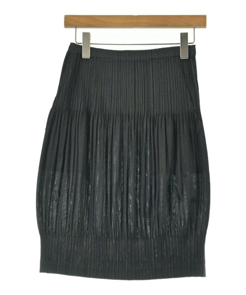 PLEATS PLEASE กระโปรงยาวถึงเข่า