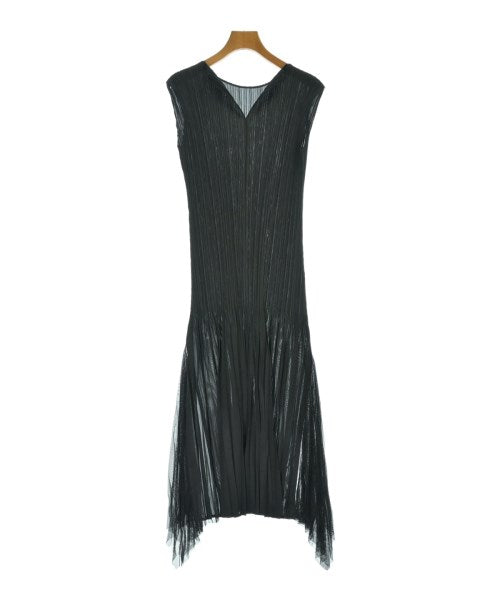 PLEATS PLEASE ชุดเดรส