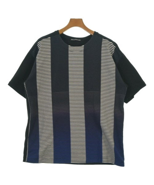 ISSEY MIYAKE MEN เสื้อยืด/เสื้อท็อปส์