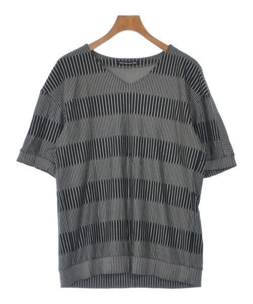 ISSEY MIYAKE MEN เสื้อยืด/เสื้อท็อปส์