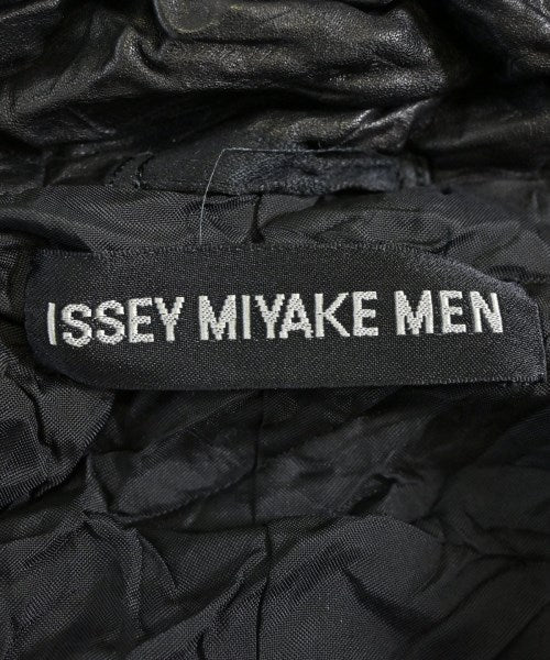 ISSEY MIYAKE MEN แจ็คเก็ตลำลอง