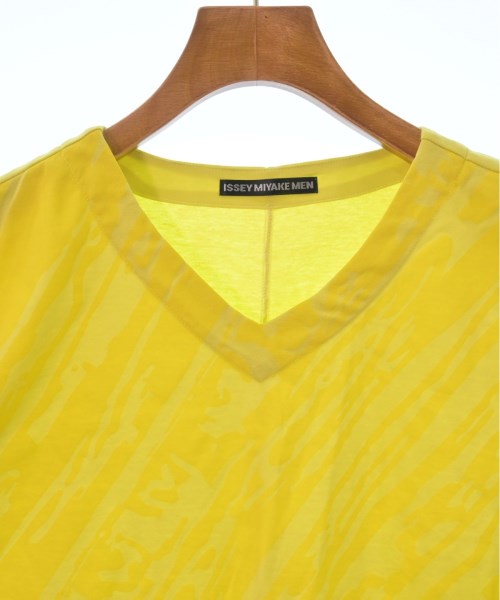 ISSEY MIYAKE MEN เสื้อยืด/เสื้อท็อปส์