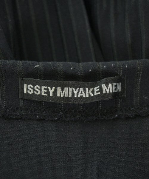 ISSEY MIYAKE MEN เสื้อยืด/เสื้อท็อปส์