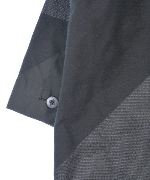 ISSEY MIYAKE MEN เสื้อโค้ท อื่น