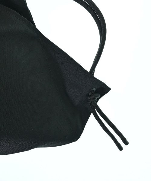 ISSEY MIYAKE MEN เป้สะพายหลัง