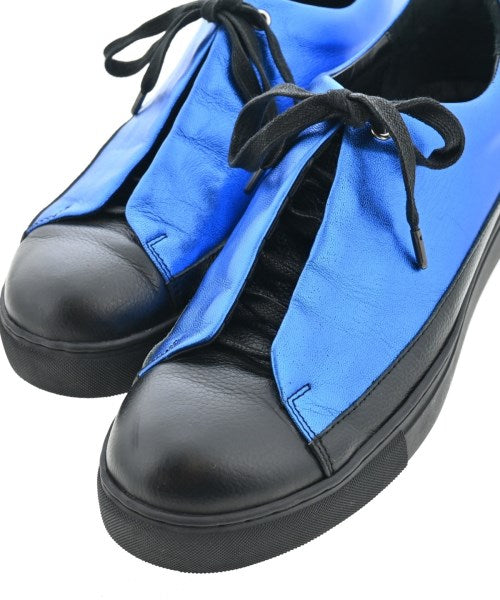 ISSEY MIYAKE MEN รองเท้าผ้าใบ