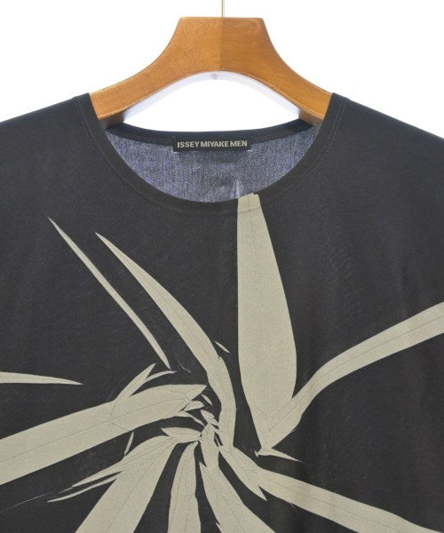 ISSEY MIYAKE MEN เสื้อยืด/เสื้อท็อปส์