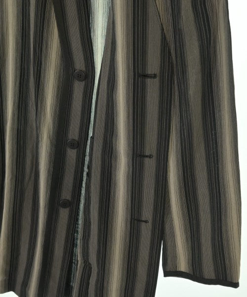 ISSEY MIYAKE MEN เสื้อโค้ท อื่น
