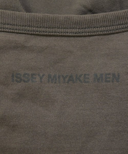 ISSEY MIYAKE MEN เสื้อยืด/เสื้อท็อปส์